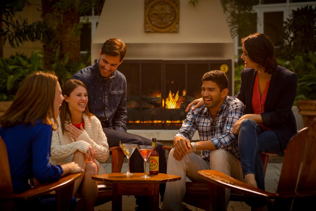 GaylordHotels's tweet photo. Joyous occasions are celebrated best with our Your Time to Celebrate package: https://t.co/x2xhJdEoT5
#celebrate #extraordinaryenvironments https://t.co/8kXKi87fBM