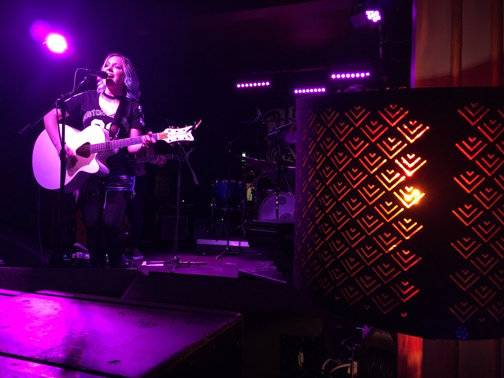 mrsLilMurray's tweet image. Great show @Philippahanna - you made us all feel like your best mate. Inspired by your band. Taking so many creative thoughts away with me. Thanks for being AMAZING! #YouAreAmazing #KeepOnDriving