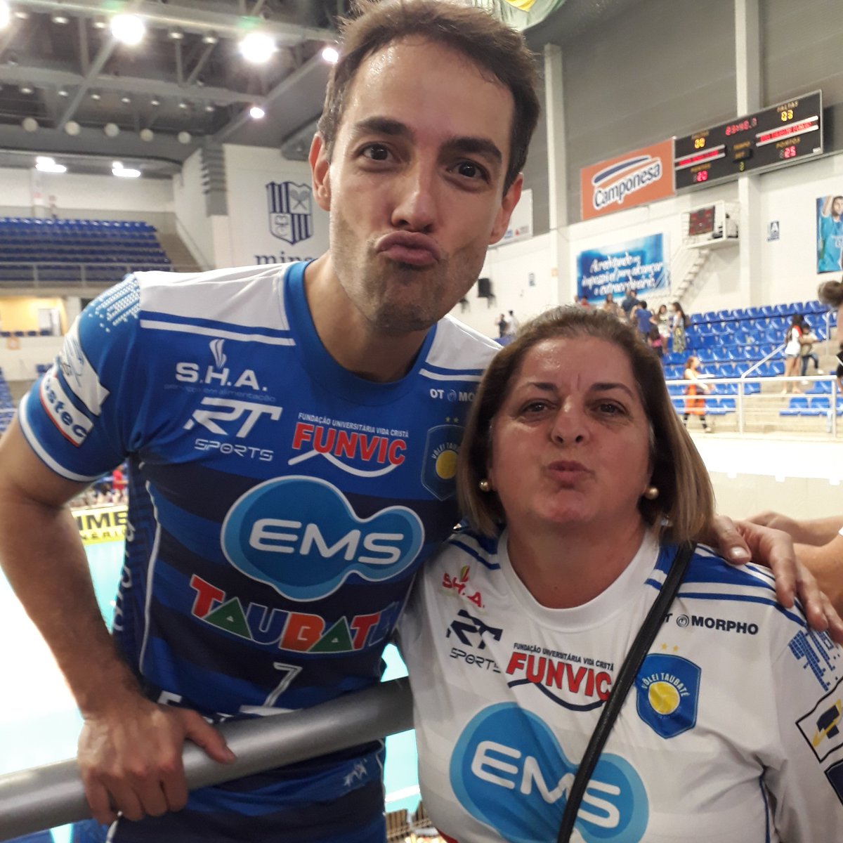 lourdestosti's tweet photo. Foto de biquinho, de te vê, teve VITÓRIA.  Todo jogo mesmo fora de casa. Melhor Ser humano
#rodadevolei https://t.co/0RXphzCoLl