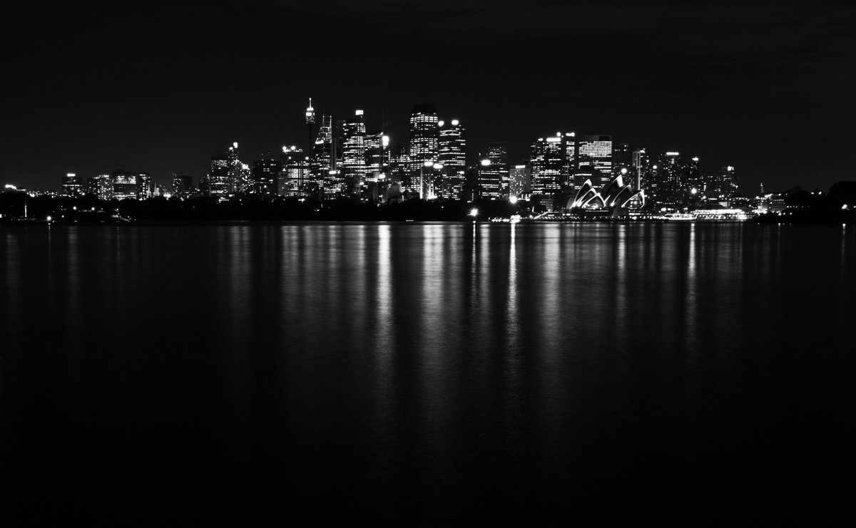 City lights reflections - #LiquidLight @iGuzziniUK <a href="/LDAwards/">ldawards</a> #UNICEF #Sydney