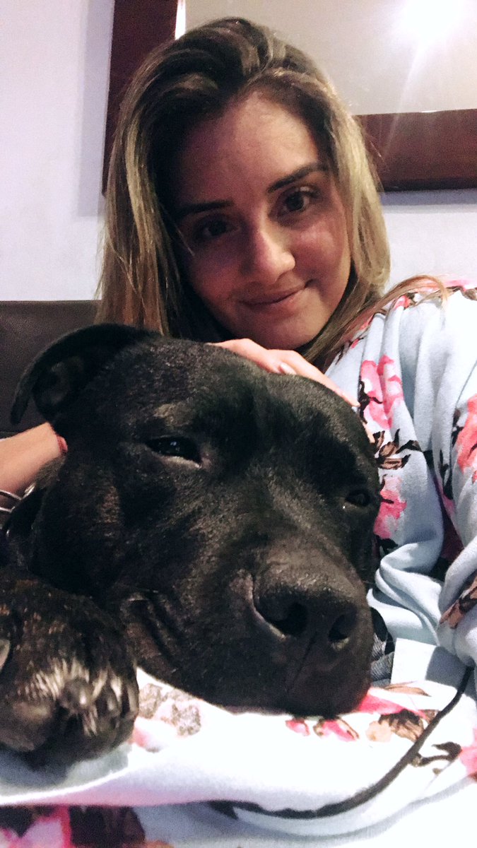 Viendo <a href="/torbellino_L/">Torbellino, 20 años después</a> con Renato 😍🙌🏽✨. Tu con quien lo estás viendo? 🤔