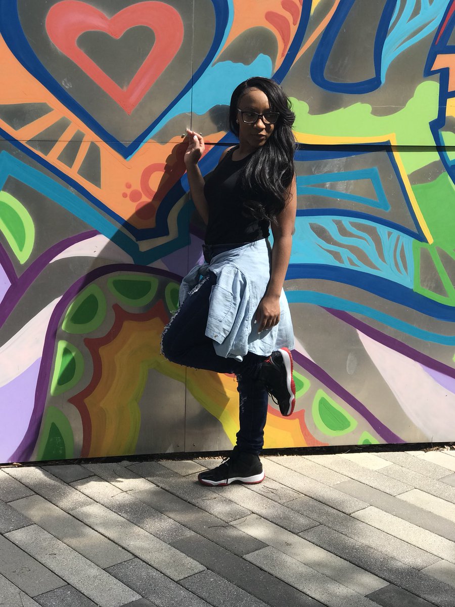 RealtorPorshae's tweet photo. We had a good ol' time at @levyparkhouston today. #houstonhappenings #houstonparks #springtime #springinhouston #spring2018 #cousinlove #happyliving #artwall #wallart #graffitewallart #graffiteart https://t.co/oCCxxZht4n