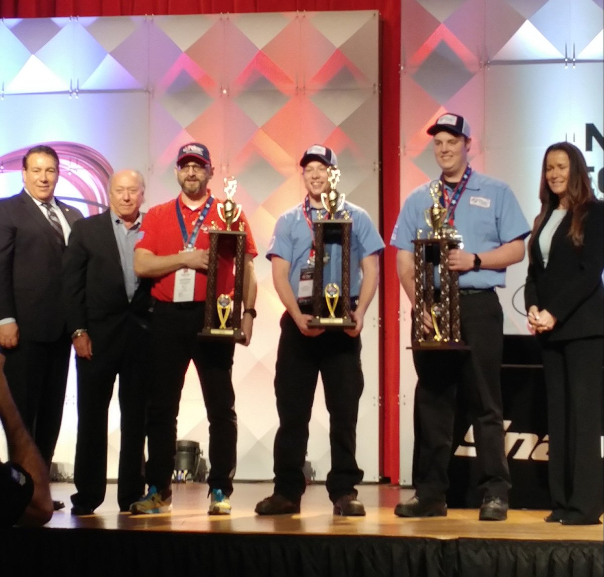 WestDelawareHS's tweet photo. West Delaware places 2nd in the nation at National Auto Tech Competition! Congrats to Caleb and Sam! Great representatives for our state and program.  #wdcareerready https://t.co/L4CYj0tpiP