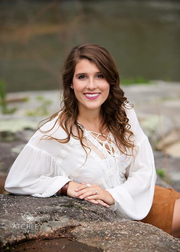 Congrats to these girls for their new positions in Beat Bama Food Drive! Jessica Gulledge: Director of Visual Media, Bailee Barrilleaux: Director of Off-Campus Outreach