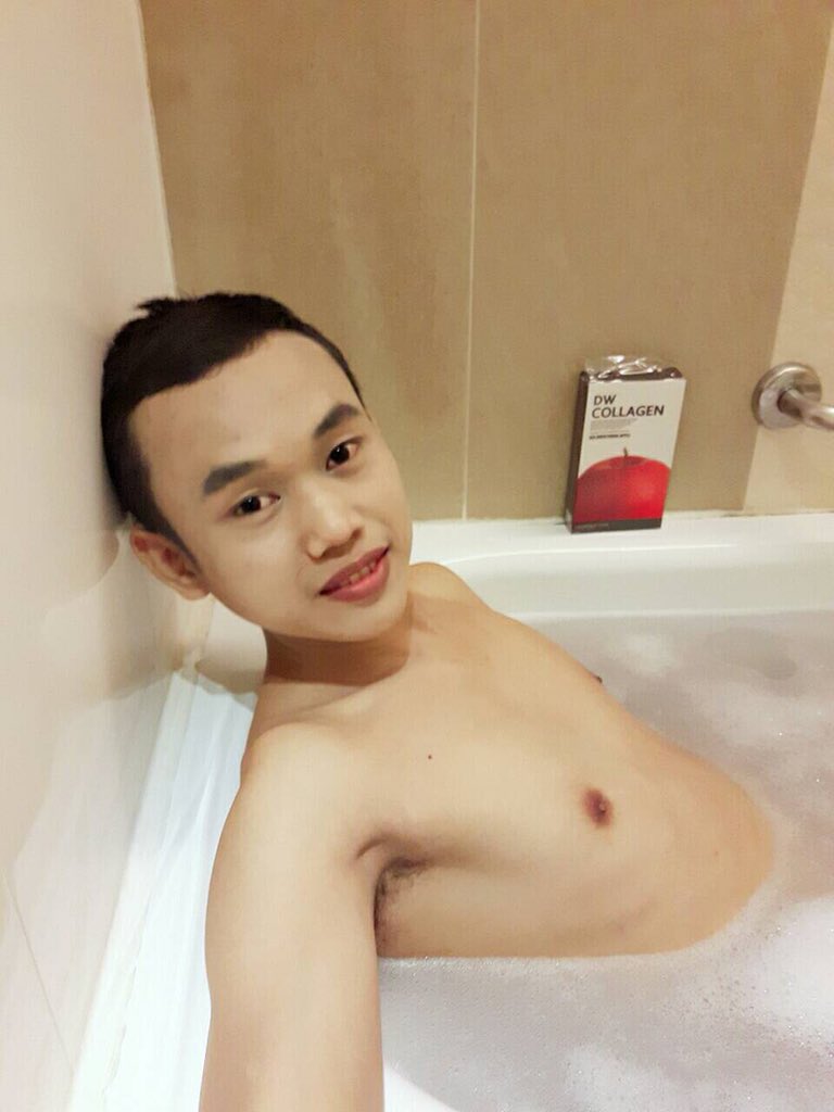 dwplus888's tweet image. กินเอง ขายเอง  รีวิวเอง หล่อเองโนสนโนแคร์   #มาซูมใกล้ๆ ดูได้เลยว่าผิวขาว ผิวดีขึ้นจริงๆ #dwcollagen  รีวิวเองนักเลงพอ มั่นใจขนาดนี้ ยังไม่กล้ากินอีกหรอ #O2soSTRONG