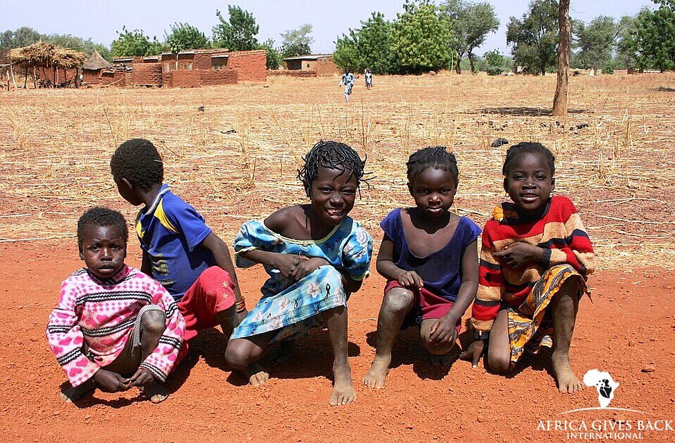 AGBIGala's tweet photo. Never underestimate the impact you may have on someone else's life. Join us as we make a difference and gift clean water to villages in Africa! At the 3rd Annual AGBI Water Is Life Gala (@agbigala)! RSVP: https://t.co/aO6OE01CXN https://t.co/IcEVPLJJQc
