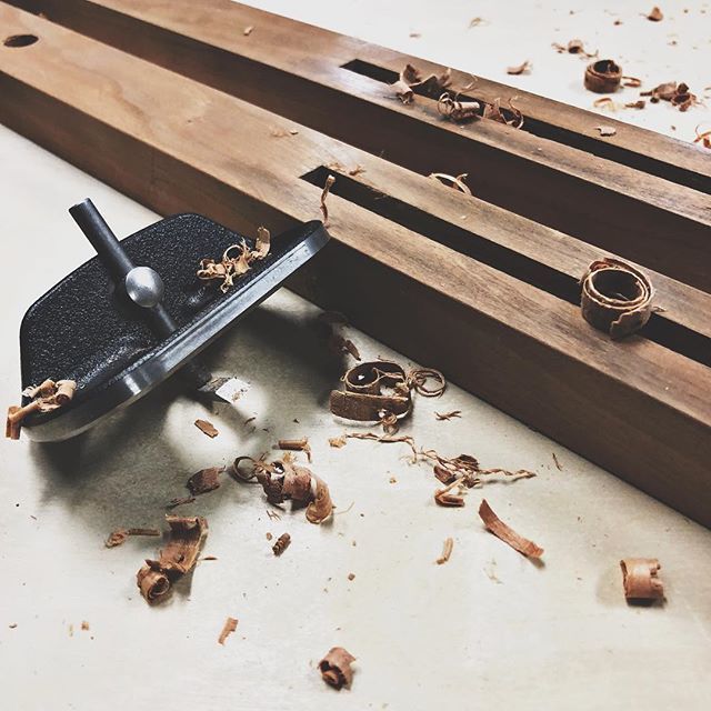 Since I have many weeks of cabinetmaking ahead of me I decided to take a little time everyday for non-cabinet related woodworking projects. First on the list is an unfinished project that has traveled with me for a couple of years. Today, I am putting th… bit.ly/2GEq8e8
