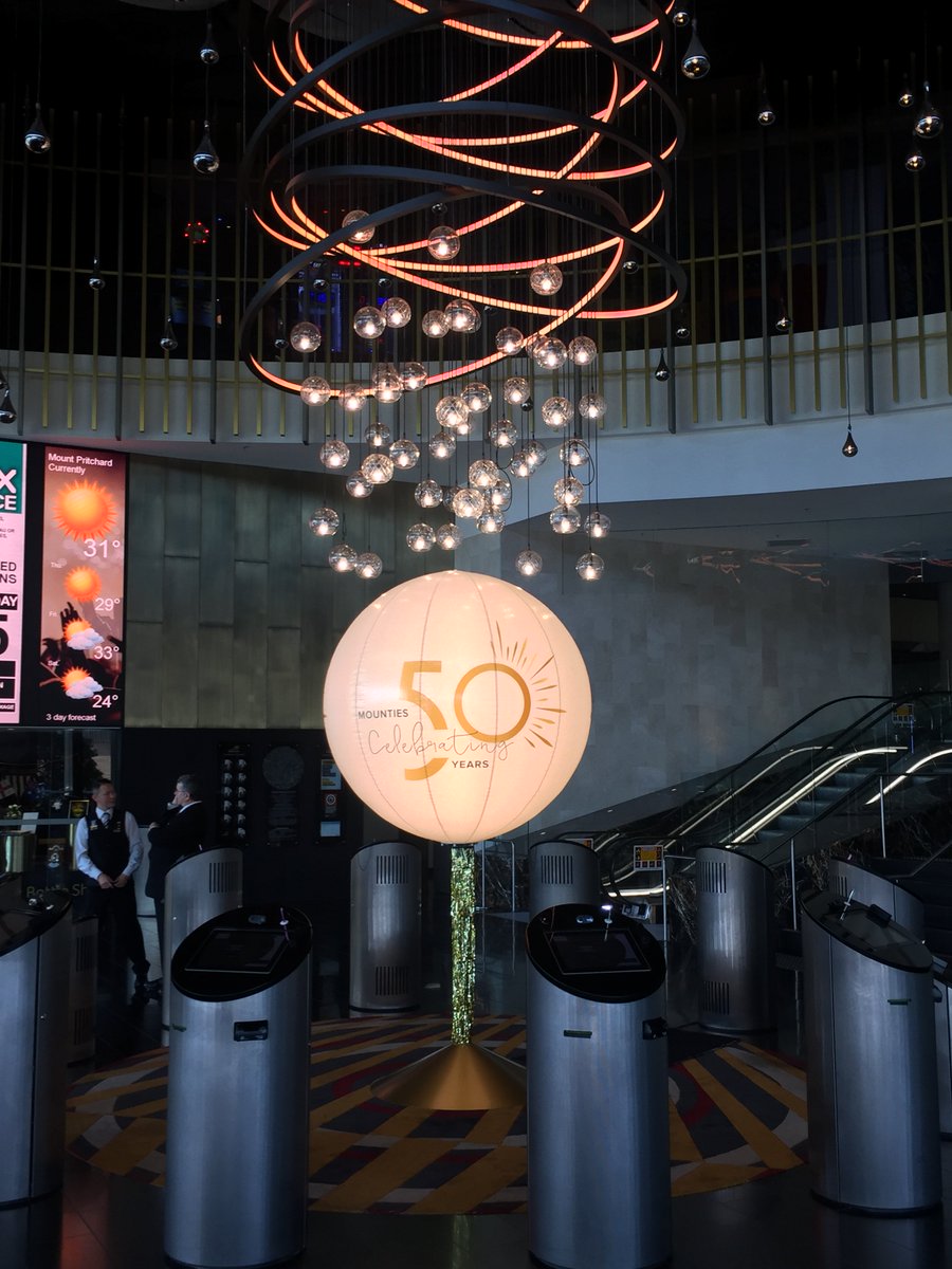 DFProductions's tweet image. Had a busy long weekend with a little DFP magic scattered across Sydney. Working with @rosehillgardens @TheStarSydney @SSFCRABBITOHS @ANZStadium and @Mounties.