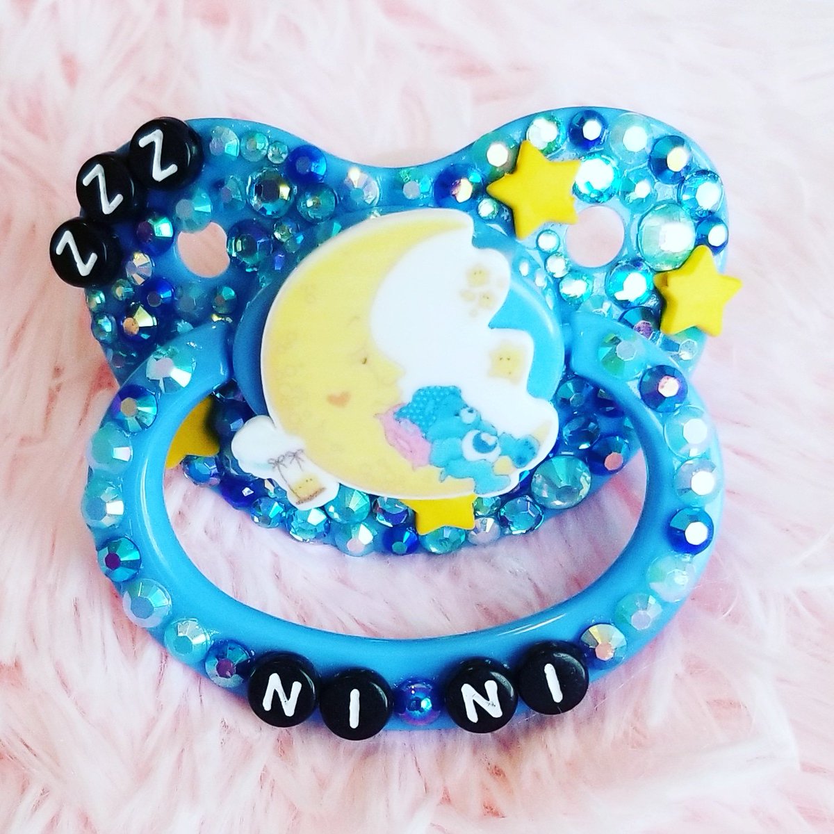 DreamersShoppe's tweet photo. Little Dreamers Shoppe is now on Twitter! Store is launching soon :) #ddlg #adultpacifier #abdl #daddykink https://t.co/30EyzCxo5i
