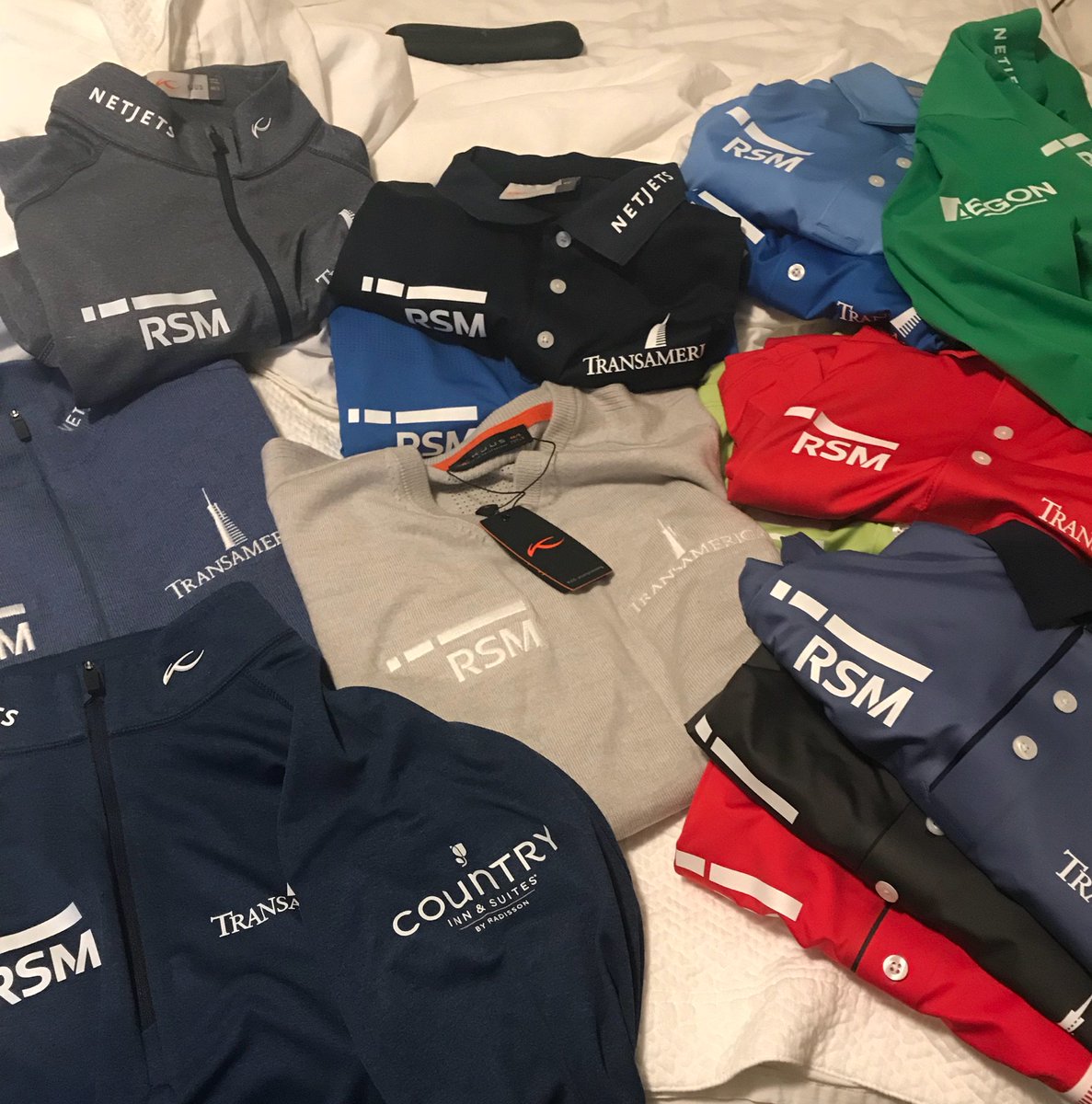 ZachJohnsonPGA's tweet image. New shipment for @TheMasters from @KJUS_Company! Awesome threads unreal technology. #ski #golf