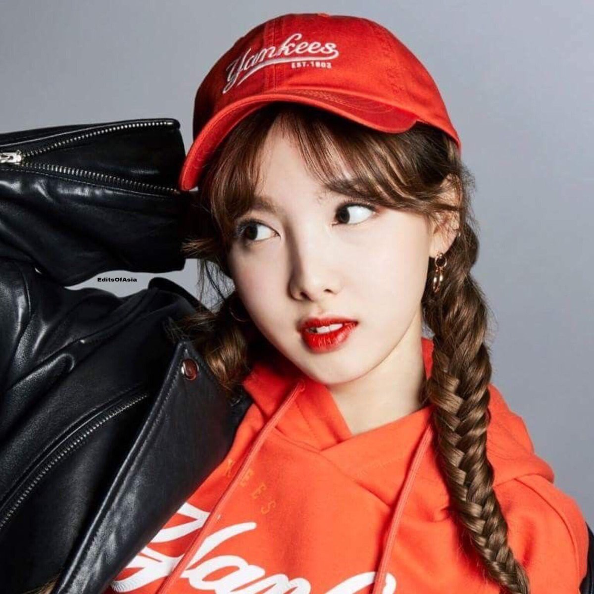 EditsOfAsia's tweet photo. Twice - Nayeon (Icon and header)

🌸dê fav se gostar/ give fav if you liked;
🌸dê rt se salvar/ give rt if you saved;
🌸print se usar/ screenshot if you used.

~Cat🐱 https://t.co/LwMQ9GmHeS