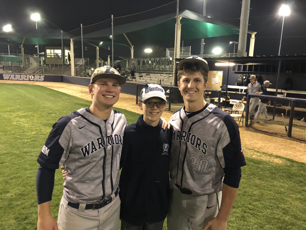JohnSendenGolf's tweet photo. @DawsonBarr @WarriorStrongLC @LCSBaseball Thankyou @DawsonBarr and @WarriorStrongLC @LCSBaseball for inviting Jacob to be amongst the fantastic Basesball team tonight.
Thank you to Dawson Barr and Corey McMann for organizing #SendenStrong armbands to raise money & awareness for Pediatric & Brain Cancer. #ChildhoodCancer https://t.co/rTsiQe7AIh