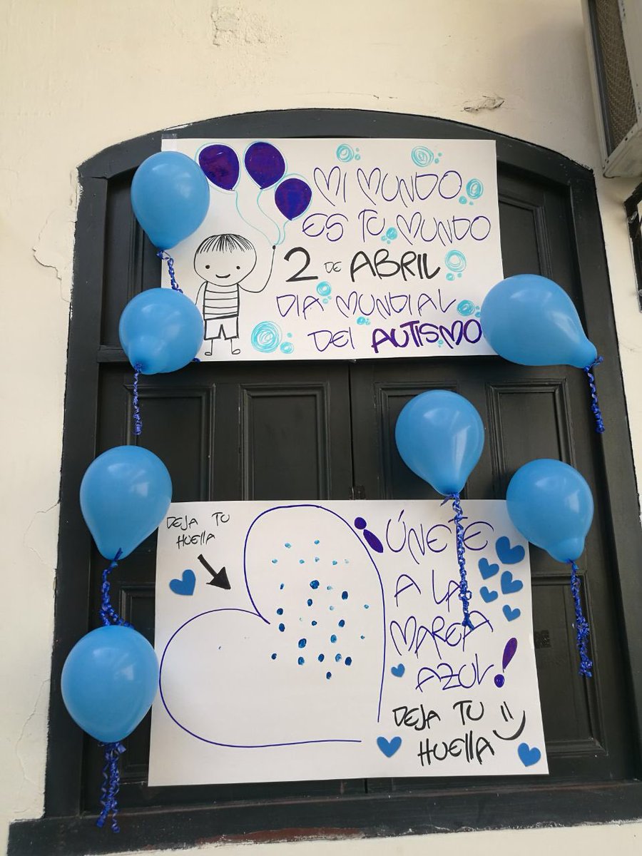 promsocialsmr's tweet photo. Através de la oficina de Discapacidad celebramos #DiaMundialDelAutismo y de la concienciación sobre el Autismo. Nos unimos a la marea azul y dejamos nuestra huella fomentando la Inclusión, tolerancia y respeto para lograr romper barreras y hacer una sociedad accesible para todos. https://t.co/s0OOgYSrC7