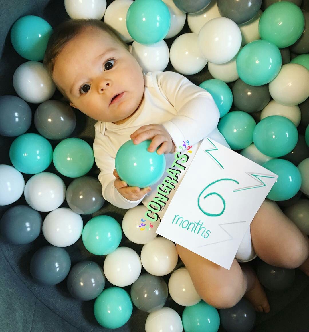 Gxlubev's tweet photo. 00:09. El enano ya está cumpliendo sus sexto mes de vida y no puedo creerlo, pareciese ayer que @moonlightgixl me dijo que estaba embarazada de este hermoso bebé, ser su papá me hace el hombre más feliz de la tierra. #Matteo6months. https://t.co/PLog0KrXg4