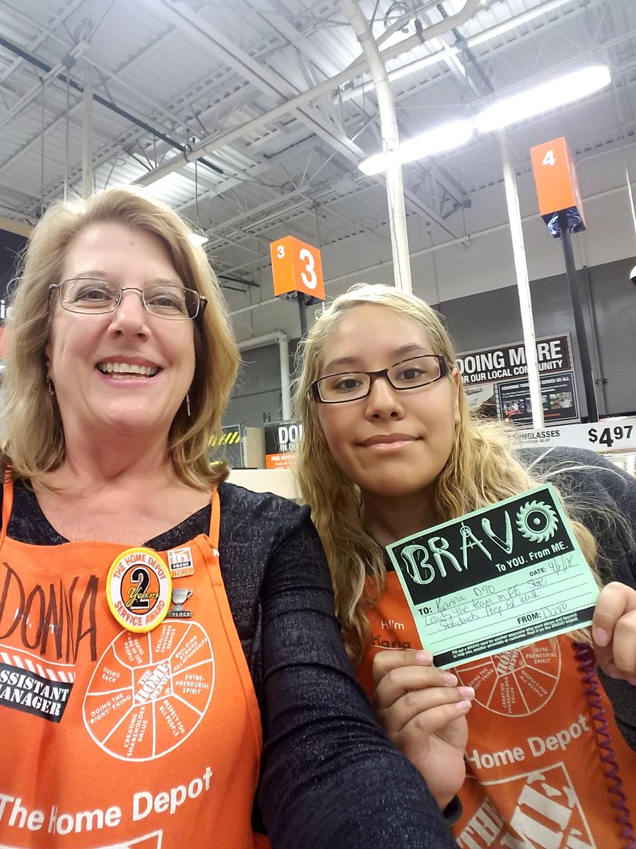 dduwood's tweet photo. Head Cashier Karina leading the charge for front end standards. #SkillmanStrong @BryanKaeser @jrowland7 https://t.co/ZNG1Zkteuc