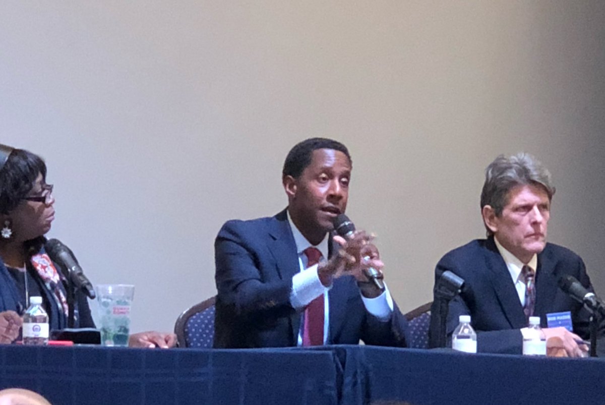 settiwarren's tweet photo. “I saw the work my dad Joe did here for the community in #Roxbury. It showed me the need to make real investments in people” #mapoli https://t.co/DcvrFcNSPB