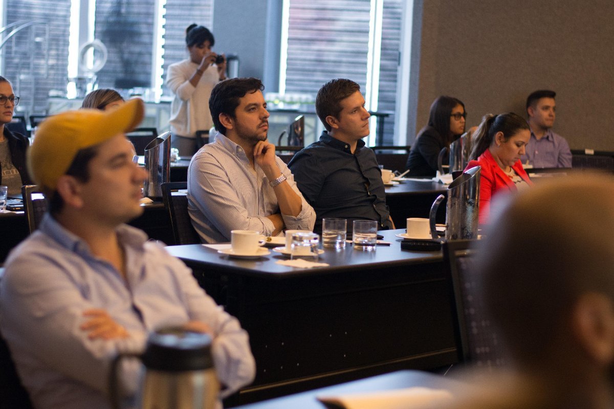 Action Marketing tweet media