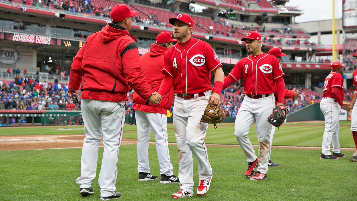 Reds's tweet image. First W in the books! 🤝
