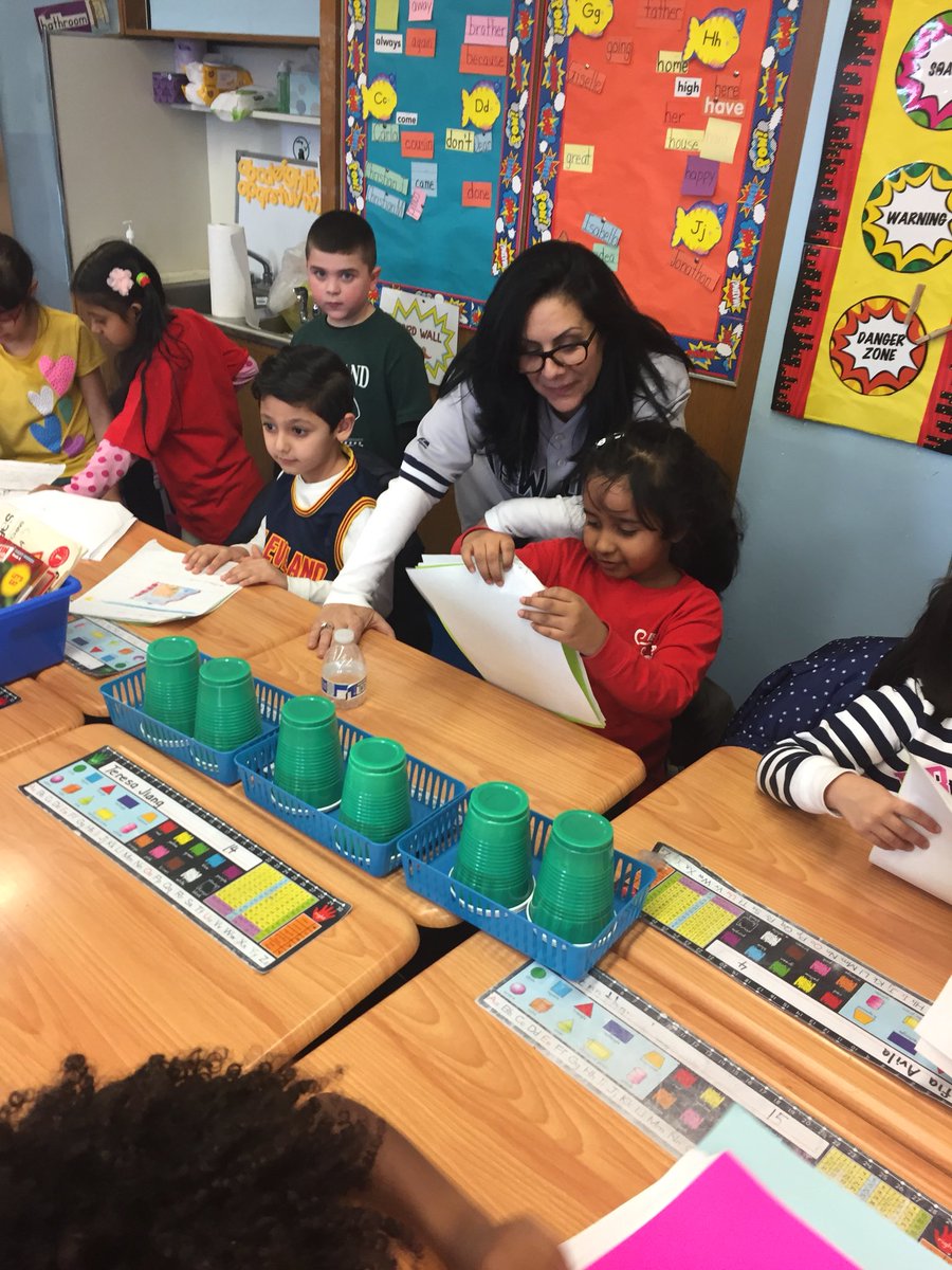 Ms.Magliulo/Ms. Rios 208 tweet media