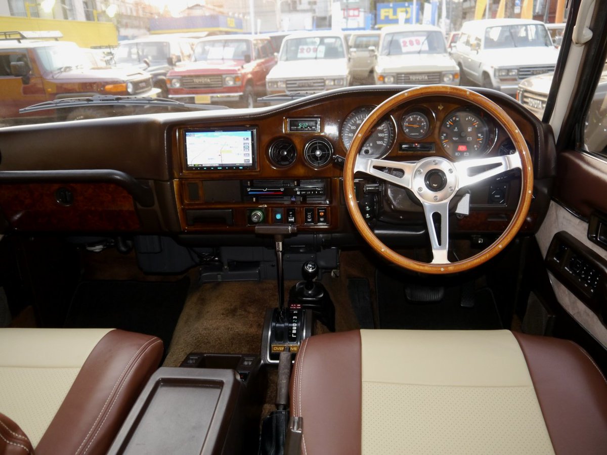 ランクル専門店 Flexdream調布店 V Twitter ランクル60vx Fd Classic 珍しいカラーの バーガンディ ホームページではwレッドという表示になりますが 雰囲気のあるとってもお洒落なカラーの1台です 丸目が人気のランクル60ですが あえて角目 ランクル専門店 Flexdream調布店 V Twitter ランクル60vx Fd Classic 珍しいカラーの バーガンディ ホームページではwレッドという表示になりますが 雰囲気のあるとってもお洒落なカラーの1台です 丸目が人気のランクル60ですが あえて角目