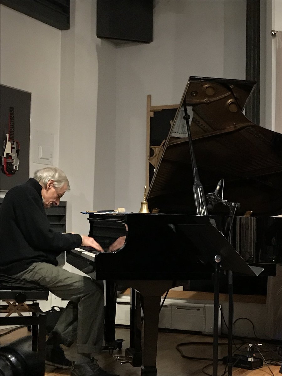 NYC Jazz Record (@nycjazzrecord) on Twitter photo Burton Greene’s rare NYC visits really do deserve more fanfare. The octogenarian’s quartet <a href="/ScholesStreet/">Scholes St Studio</a> shows his avant creativity hasn’t diminished, inspiring & taking inspiration from band mates Reut Regev, Adam Lane & Igal Foni Burton Greene’s rare NYC visits really do deserve more fanfare. The octogenarian’s quartet <a href="/ScholesStreet/">Scholes St Studio</a> shows his avant creativity hasn’t diminished, inspiring & taking inspiration from band mates Reut Regev, Adam Lane & Igal Foni