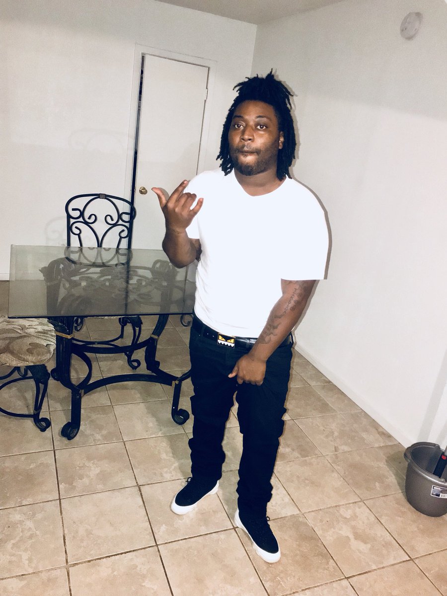 bigggGary's tweet photo. Happy Birthday Bro‼️🍾 @FLEXXINASZ_MOOK https://t.co/vGtxGGSFeP