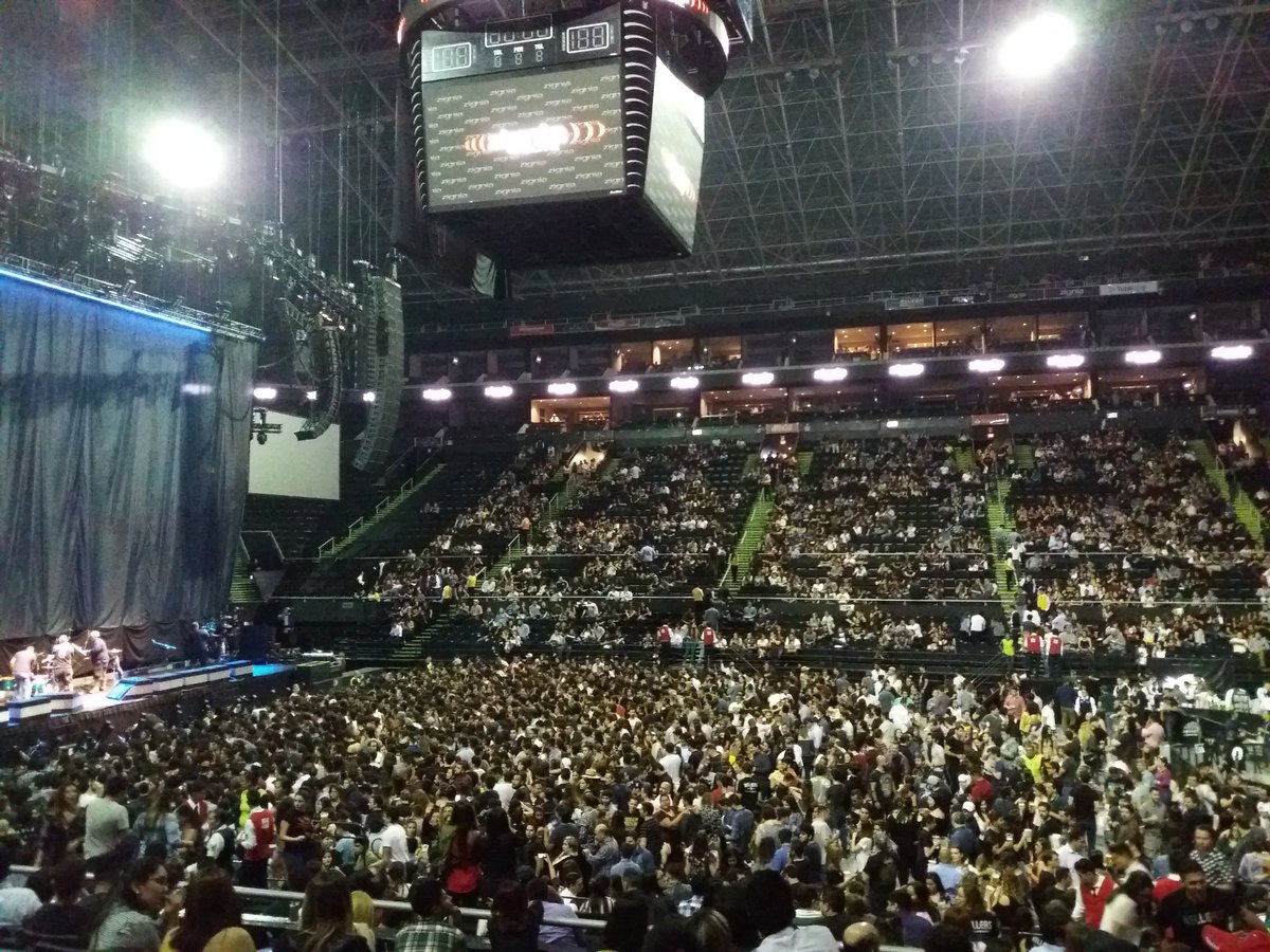 Dr Lennon On Twitter Arena Monterrey Esperando A The Killers O Minmi O