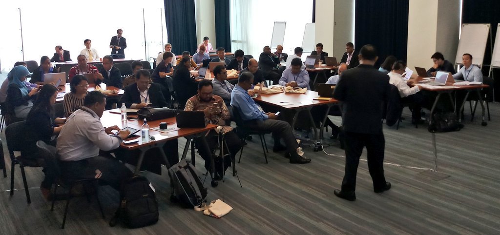 UNDPtech's tweet photo. [Day 2 Menu] #Government #ICT infrastructure (resilience, redundancy, integration), agile #procurement, #cybersecurity for digital services. #techPS #publicsector https://t.co/j2vk6FoF0F