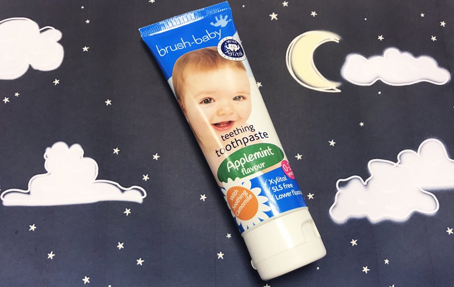 brushbabyuk's tweet photo. We're powering through the #nightshift with #TeethingToothpaste!π When cooled, it's great for soothing sore gums & helping your baby sleep!πΆ https://t.co/oPd1zYRMav