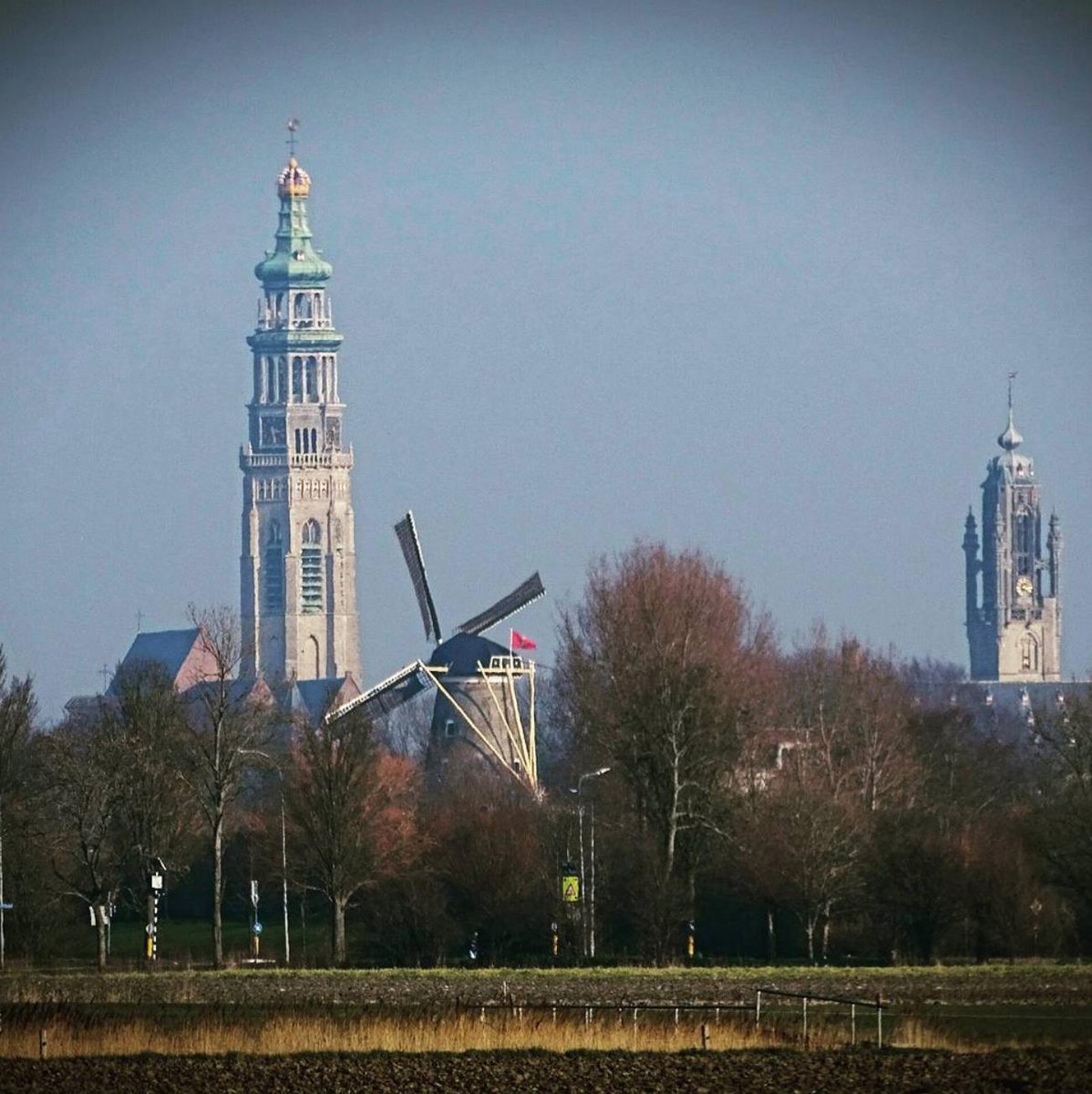Vrijdag een lezing van @MarjolijnBvL in de Griffioen, over 800 jaar stadsrechten van Middelburg. wijzijndestad.com/agenda/lezing-…