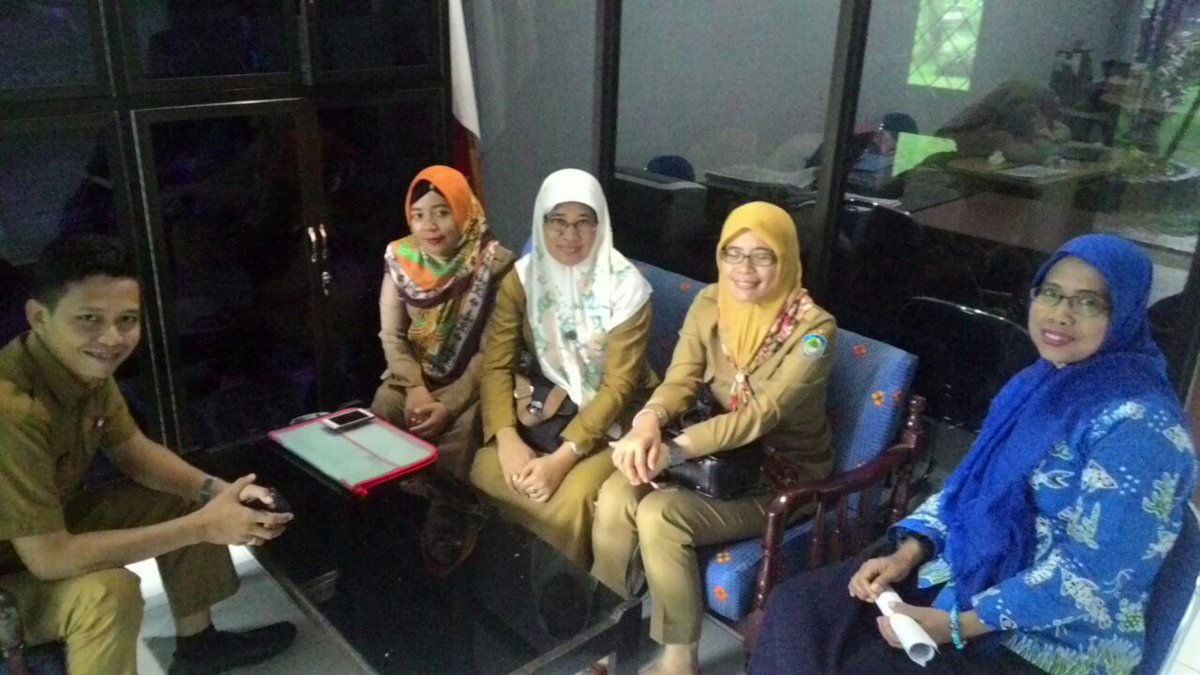 bpmkp_maros's tweet photo. Maros_Koordinasi penyuluh perikanan Kab. Gowa ke Satminkal di BRPBPAP3.
#RisetdanSDMKP 
@brsdm_kp https://t.co/AhETRRXjcG