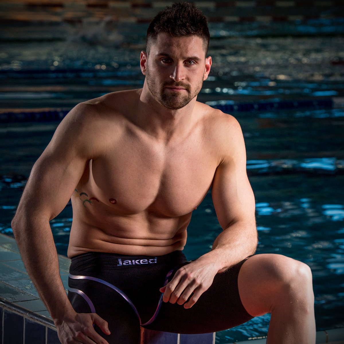 “Gli assoluti di Riccione si avvicinano… io entro in vasca, voi preparatevi a fare il tifo per il Bomber!" <a href="/bomber_orsi/">Marco Orsi</a>  #jaked #jakedteam #jkomp