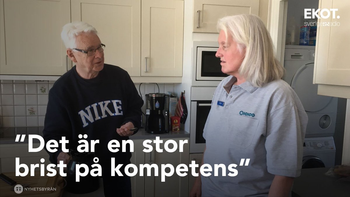 sr_ekot's tweet photo. Demenssjuka vårdas allt oftare i sin vanliga bostad med hjälp av hemtjänst. Men få av de som arbetar i hemtjänsten har utbildning i hur man tar hand om demenssjuka. https://t.co/y36WyrBKQf https://t.co/fqNevF8qvi