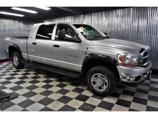 PDXAutoMart's tweet photo. You just can't go wrong with a #Cummins59 #DieselTruck. This 2006 #DodgeRam #2500MegaCab has the #CumminsDiesel 5.9 and tons of life left!
Call 503-908-1617 Now!
https://t.co/MUh4QUInOT
#atsocial
https://t.co/bZ2LHNxPCz https://t.co/rWHRMlKxmd