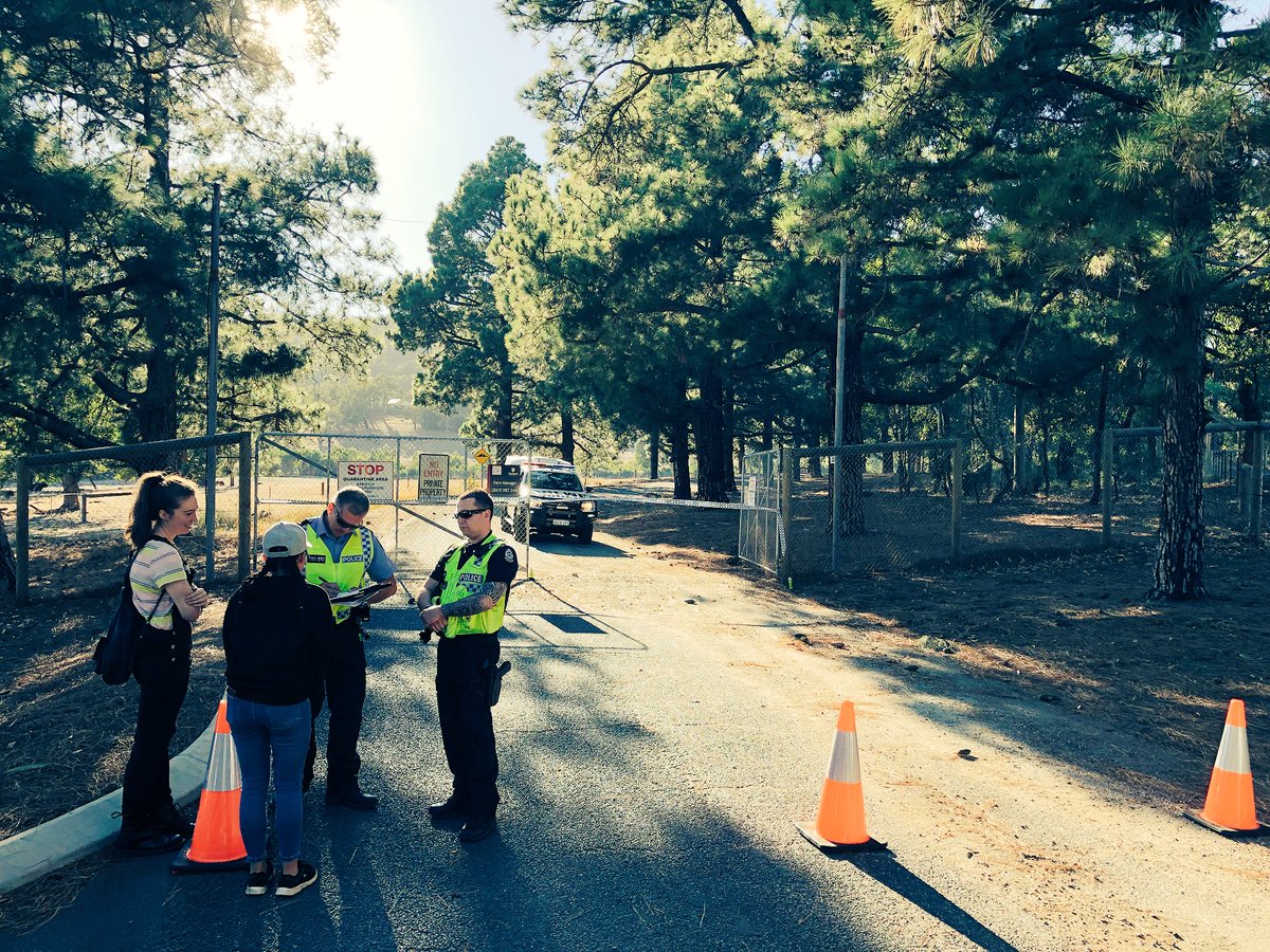 murdochforensic's tweet image. Thanks to our friends @MundijongPol for holding scene guard for our Master of Forensic Science students this morning