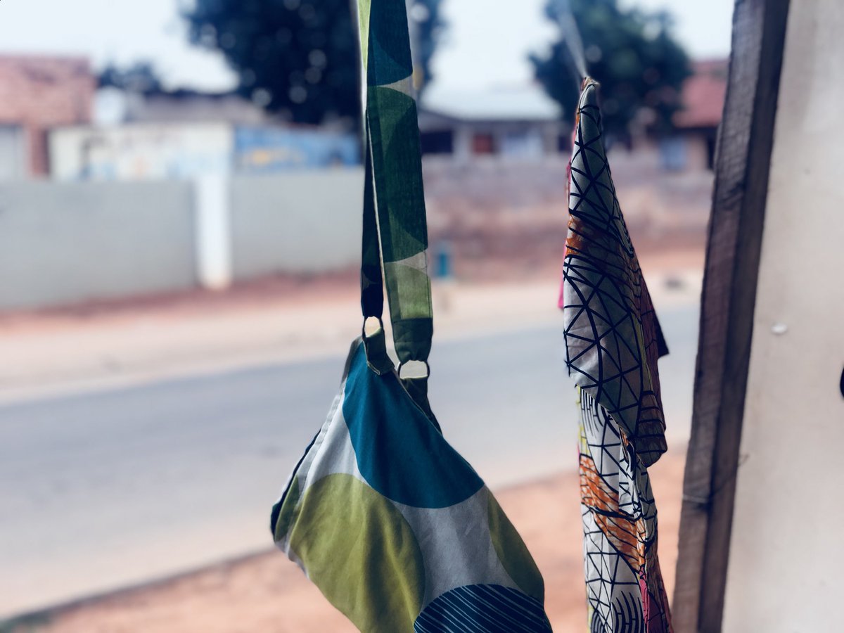 itsJBanda's tweet photo. THE TAILOR

#shopmycloset #Clothing #fashion #style #fashionblogger #photograph #Photochain #photography #iPhone #iphonephotography https://t.co/9zBQJyfWnb