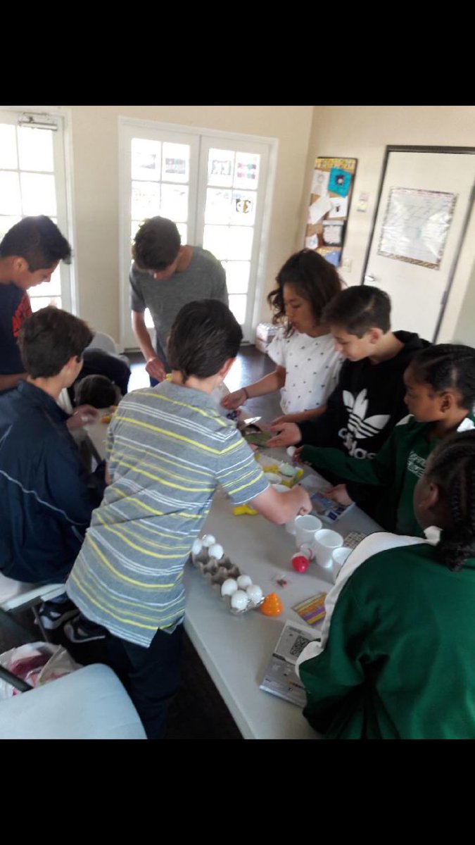actionteamwhs's tweet photo. We had a great time last week at our annual Easter Egg Hunt with the youth of Area Housing! https://t.co/NgPEwViFTF