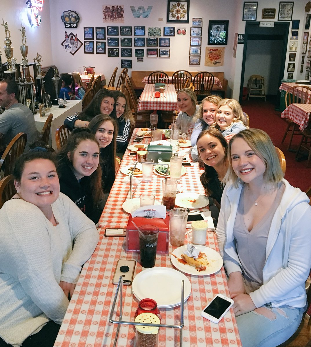 Kwedin1's tweet image. What a great night celebrating a great team! Unforgettable season with an amazing group of girls. #morethanhoops❤️#characterfirst💙#culturenevergraduates #seniorspeeches🙏🏼#colbyINDUSTRIOUS #emilyIMPROVED #addiINSPIRATIONAL #taycMOSTVALUABLE