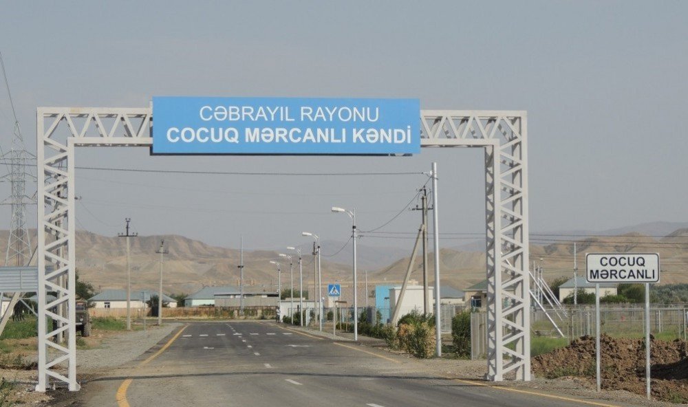 kamimrsl's tweet photo. During the #aprilbattles #2k16 #Azerbaijan|i troops regained control over the strategic #Lalatapa hill located 2.9 km north-west of the village, which shifted #CocuqMarcanlı away from the immediate front line and allowed safe access to the village. #NKpeace  #april2 #april3 #NK https://t.co/jgpmt5ASjx
