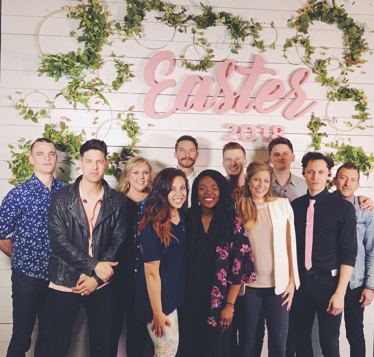 rbacus's tweet photo. We laughed, cried, prayed, danced, drank coffee... lots of coffee, but most important, worshiped and praised our Heavenly Father. Love each and every one of these people and their hearts for JESUS. #lcokc #lifechurchokc #howsweetthesound https://t.co/p0Cr30X75p