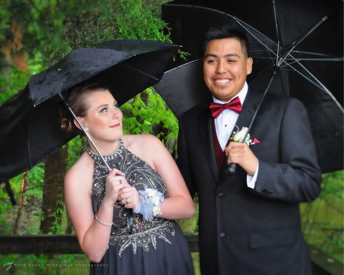 visionofthemind's tweet image. Prom pictures anybody?? Call/text for more information!! (931)397-9447 #promshoot
