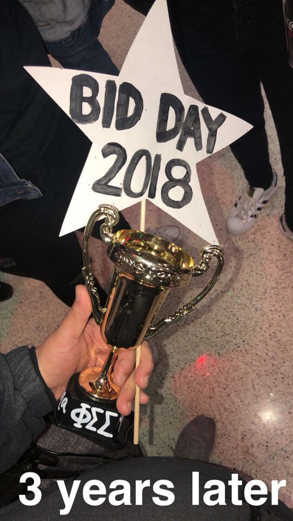 acravefordave's tweet image. lmaooooo dawg I’m crying — one of the alumni from my fraternity really thought that I crossed @PhiSigSigWPU this semester because a month ago I fucked around and told them I finally got a bid 😂😂😂 #spring15 #spring18 #phisigmatke