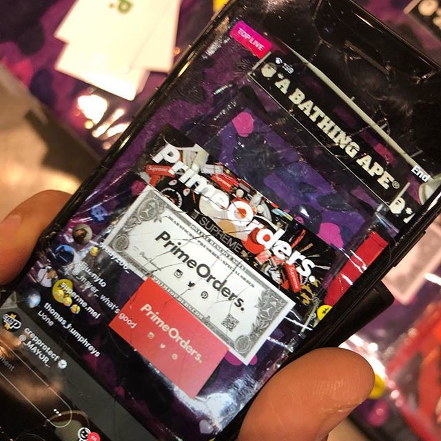PrimeOrders's tweet photo. @sneakercon was a BLAST to say the least! HUGE shoutout to the whole @crepprotect team and especially @_mayor_ for coming through and buying from us! Also, stay tuned for a FREE giveaway soon!
.
.
.
.
#primeorders #sneakercon #hypebeast #hype #forsale #d… https://t.co/d7L3Vupb9p https://t.co/6T0fTbLRzB