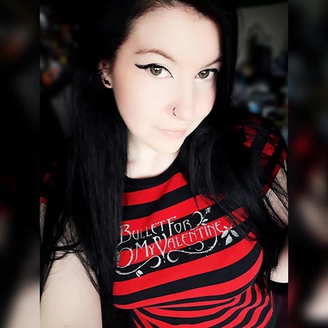 Luna_Woulfe's tweet photo. #gothic #alternate #alternative #altgirl #alt #gothicgirl #kawaii #gothickawaii #metal #metalgirl #metalhead #rock #blackhair #pagan #pagangirl #selfie #animegirl #otaku #feature #eyeliner #beautiful #dark #mystic #eyemakeup #spiritual #gamergirl #rockch… https://t.co/UdZpkzedmt https://t.co/gS1DzE7z3h