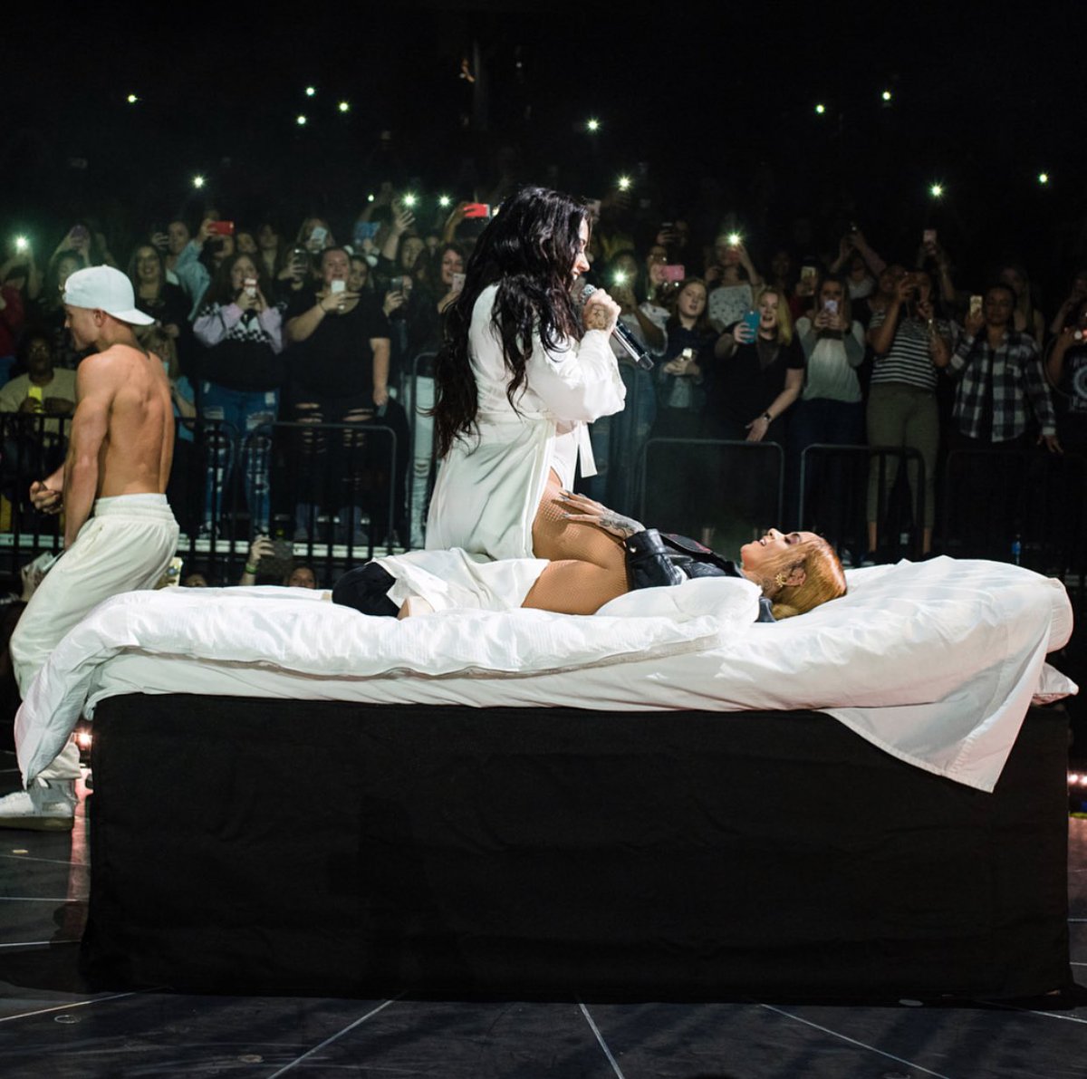 Demi Lovato tweet media