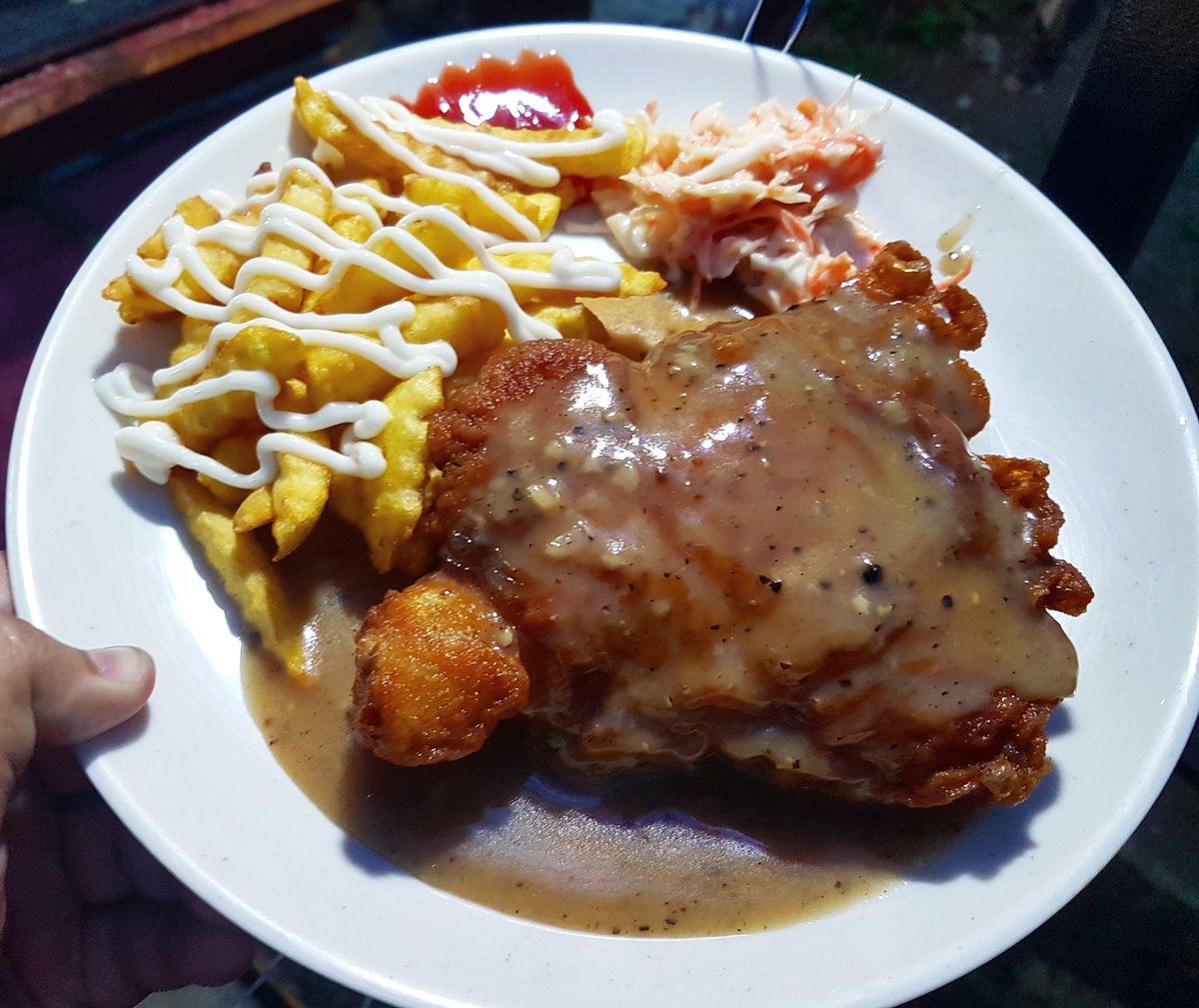 CiekWan's tweet photo. antara menu baru di #YenZGrillKukus .. haa moh le nyinggah .. mcm2 jenih makanan ade .. lokasi di simpang masuk umah awam 2 #SlimRiver #PerakDarulRidzuan .. #waze : Jalan Bahtera 2, Slim River .. jemput datang ye .. 😁😊

#CWFood #SayaJual #TempatMakanBest https://t.co/9ApIaZPo2c https://t.co/2O596FloHq