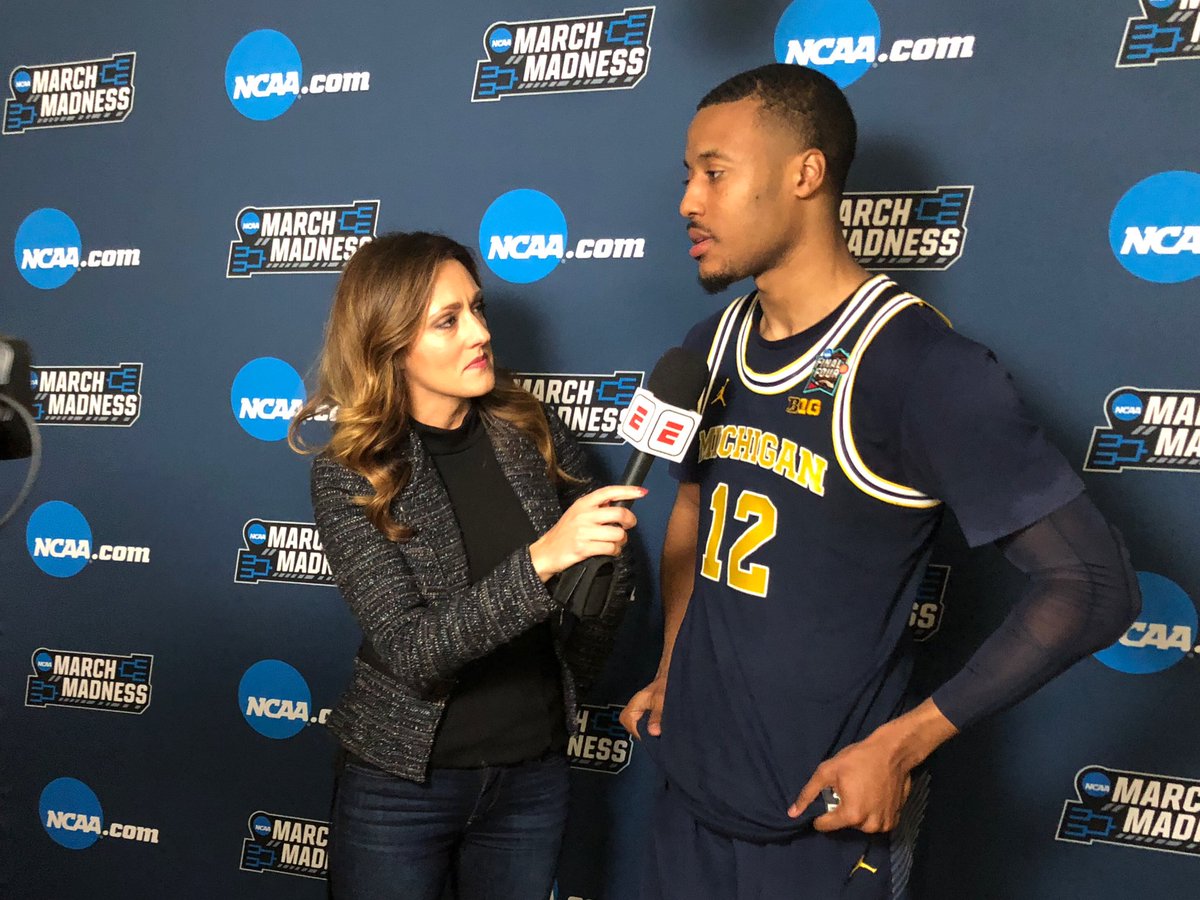 AllisonW_Sports's tweet image. Can’t imagine a more gracious, professional group than @umichbball after a tuff loss. Really appreciate their perspective and candidness. These guys should make every fan proud  #GoBlue