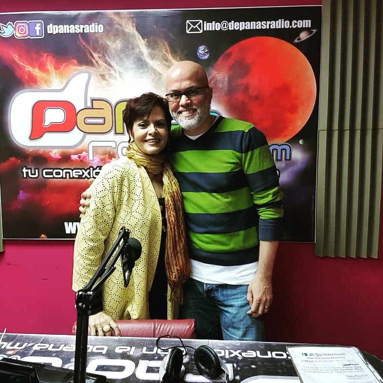 NancyToroCanta's tweet photo. Encantadora entrevista en "Almorzando Con Los Panas" con @hernanjhernand por @dpanasradio, conversando sobre #NancyToro #40AñosEnIrYVenir, en el @CCulturalBOD este 8 de Abril a las 11:30am. Entradas en taquilla o en https://t.co/y49oqYjuyk #Caracas #Cantantes #Músicos #Artistas https://t.co/fqR2HPDmSk