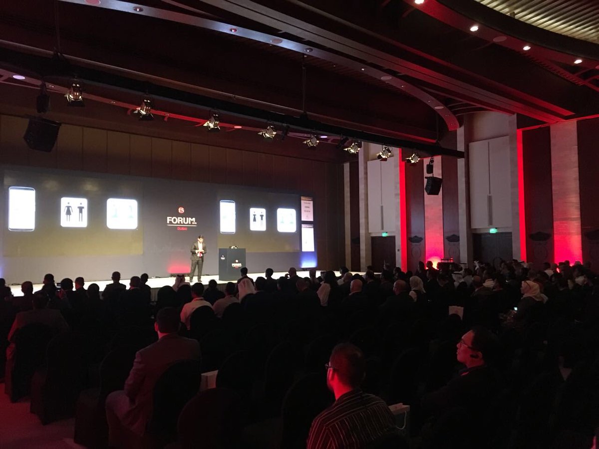 F5_EMEA's tweet image. .@DiegoArrabal takes to the stage to kick off #F5Forum18 in Dubai.