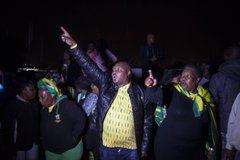 View image on Twitter